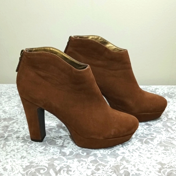 Worthington Brown Suede Women Ankle Boots Size 7 M - Picture 4 of 17